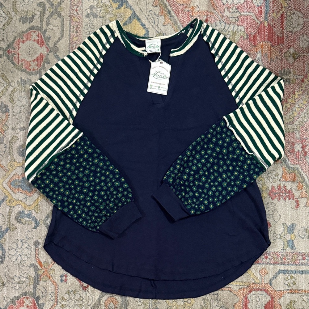 New! Adorable Top! Navy and Green Striped Women’s Shirt Medium - Picture 1 of 1